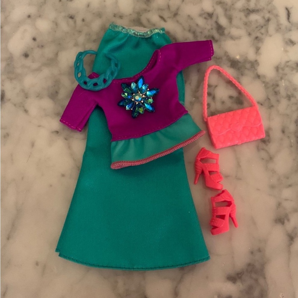 Barbie doll Multicolor Rhinestone top & skirt outfit w/Accessories